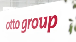 Logo von Otto group zu sehen.
