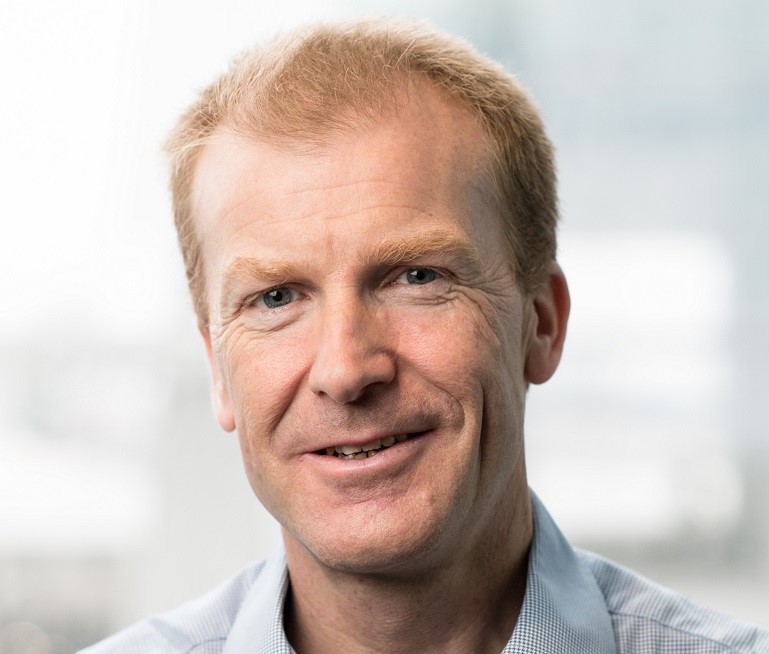 A photo of Greg Loxton.