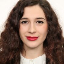 
							Avatar of Cristina Raita						