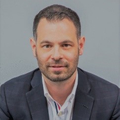 Headshot of Scott Savage.