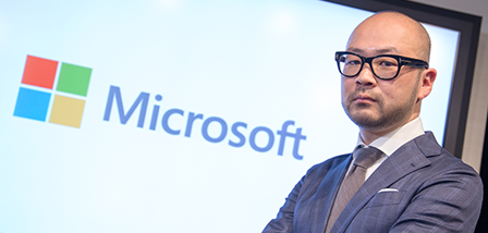 写真: 蔵本 雄一