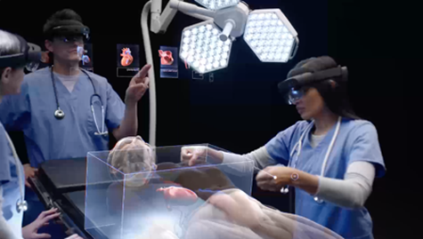 HoloLens 2 を用いた医療現場イメージ