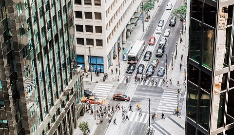 Straßenszene in einer amerikanischen Großstadt