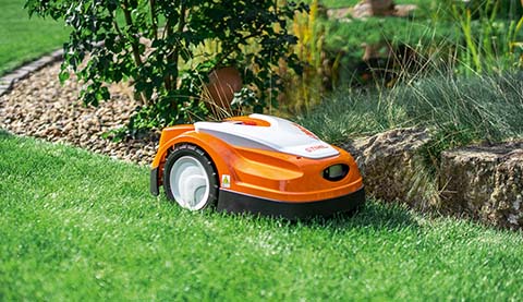 Ein Rasenmäher Roboter von Stihl