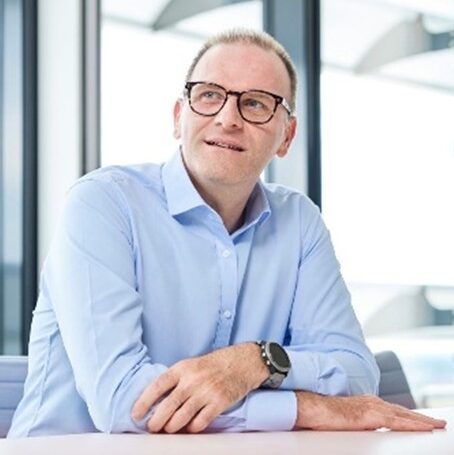 Philippe Rogge at table.