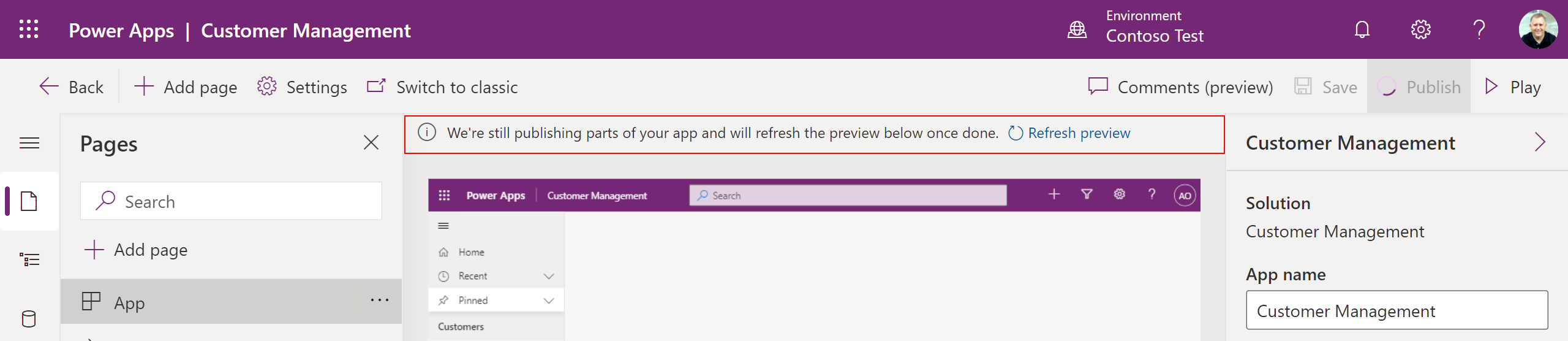 App Designer displays message while async publish is happening.