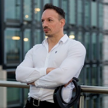 Portrait of Toby Sharp