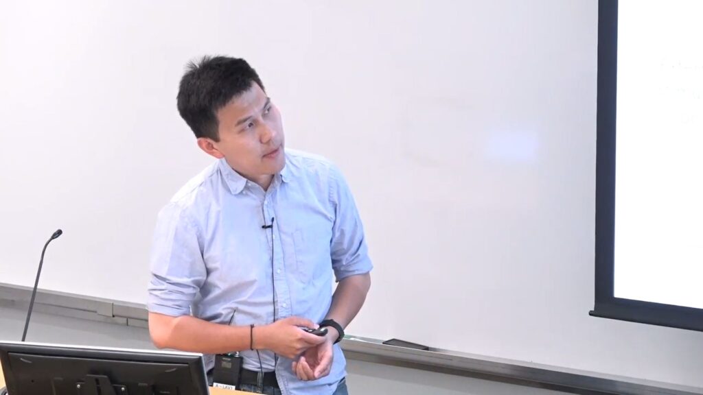 Wenkang An giving talk on Decoding Multisensory Attention from Electroencephalography for Use in a Brain-Computer Interface at Microsoft Research