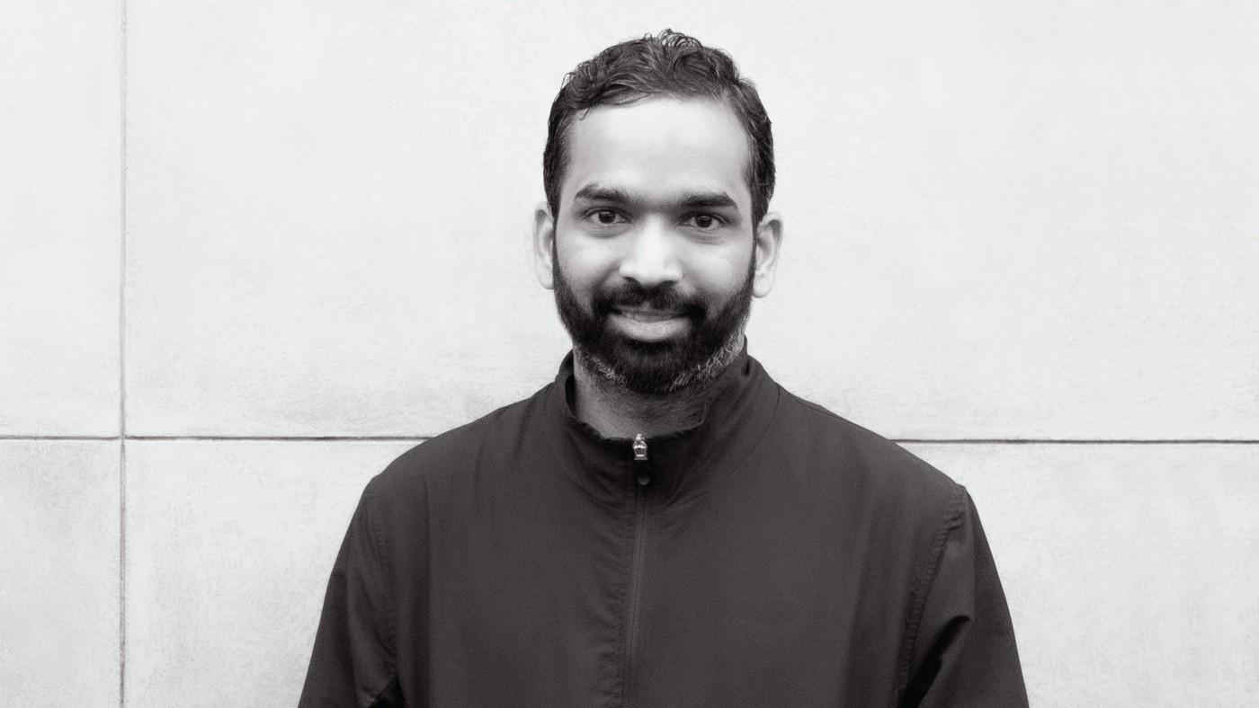 Photo of Dr. Vivek Seshadri