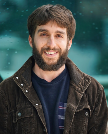 Portrait of Yonathan Efroni