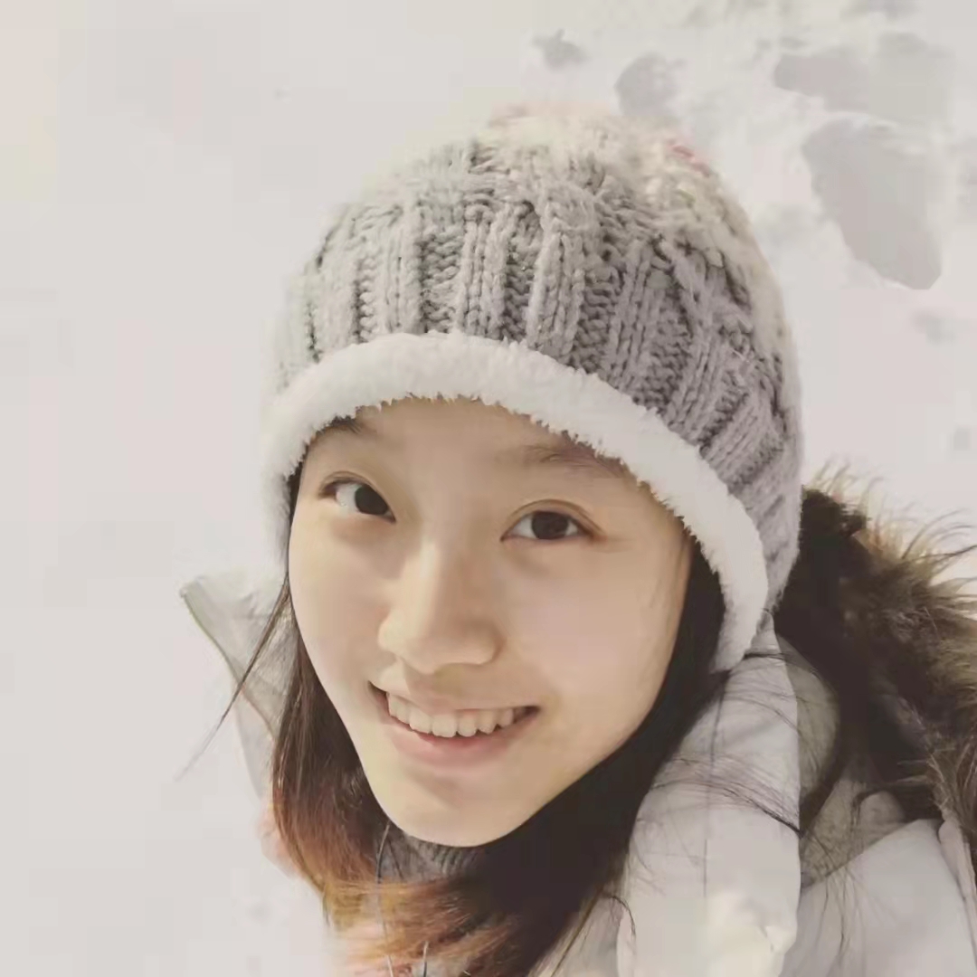 Portrait of Luna K. Qiu