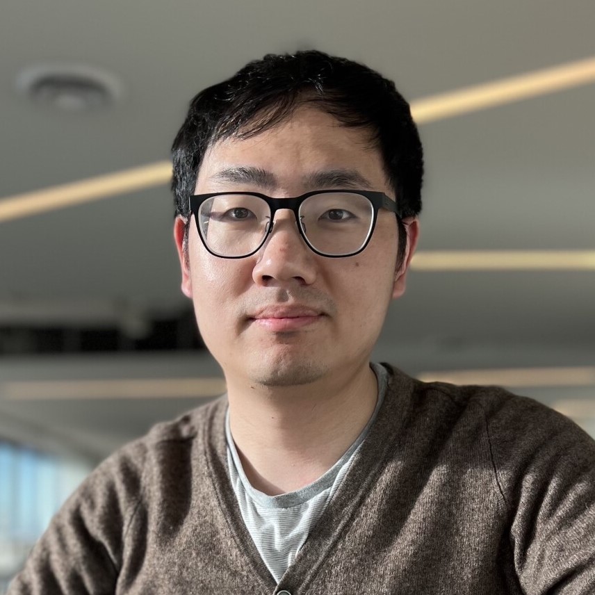 Portrait of Chunyuan Li