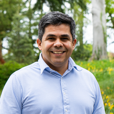 Portrait of Roberto Santos