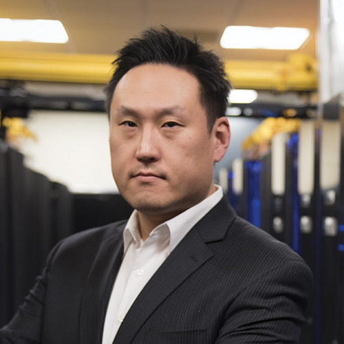 Portrait of Shuaiwen Leon Song