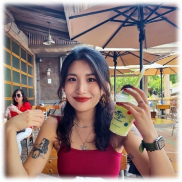 Portrait of Muzi Chen