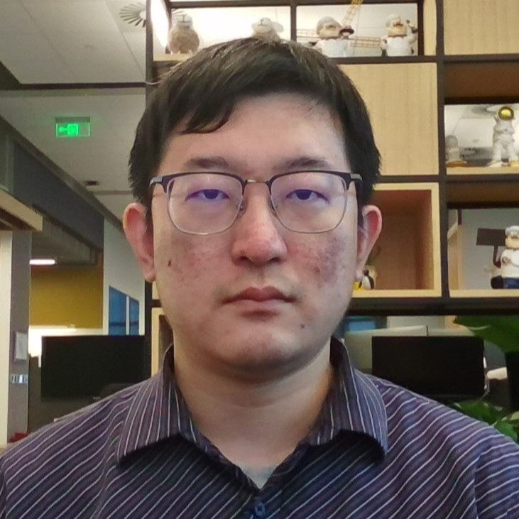 Portrait of Zilong Wang