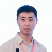 Jiaolong Yang的肖像