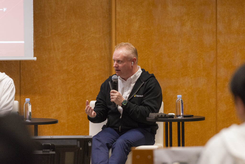 パネルディスカッション「AI 活用を推進するための AI ガバナンス powered by 日本マイクロソフト」のスピーカー リー