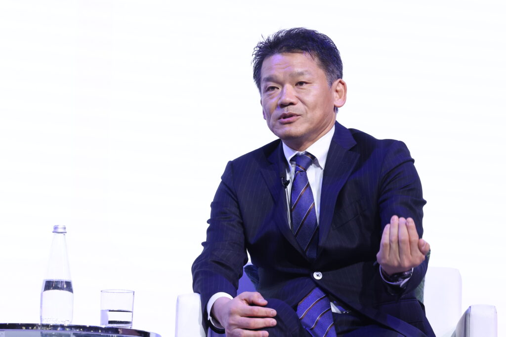 A man in a suit and tie